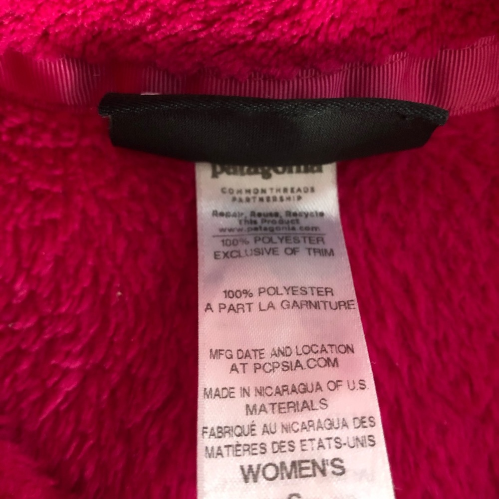 Authentic Dark Pink Patagonia Women’s Pullover - Picture 2 of 4